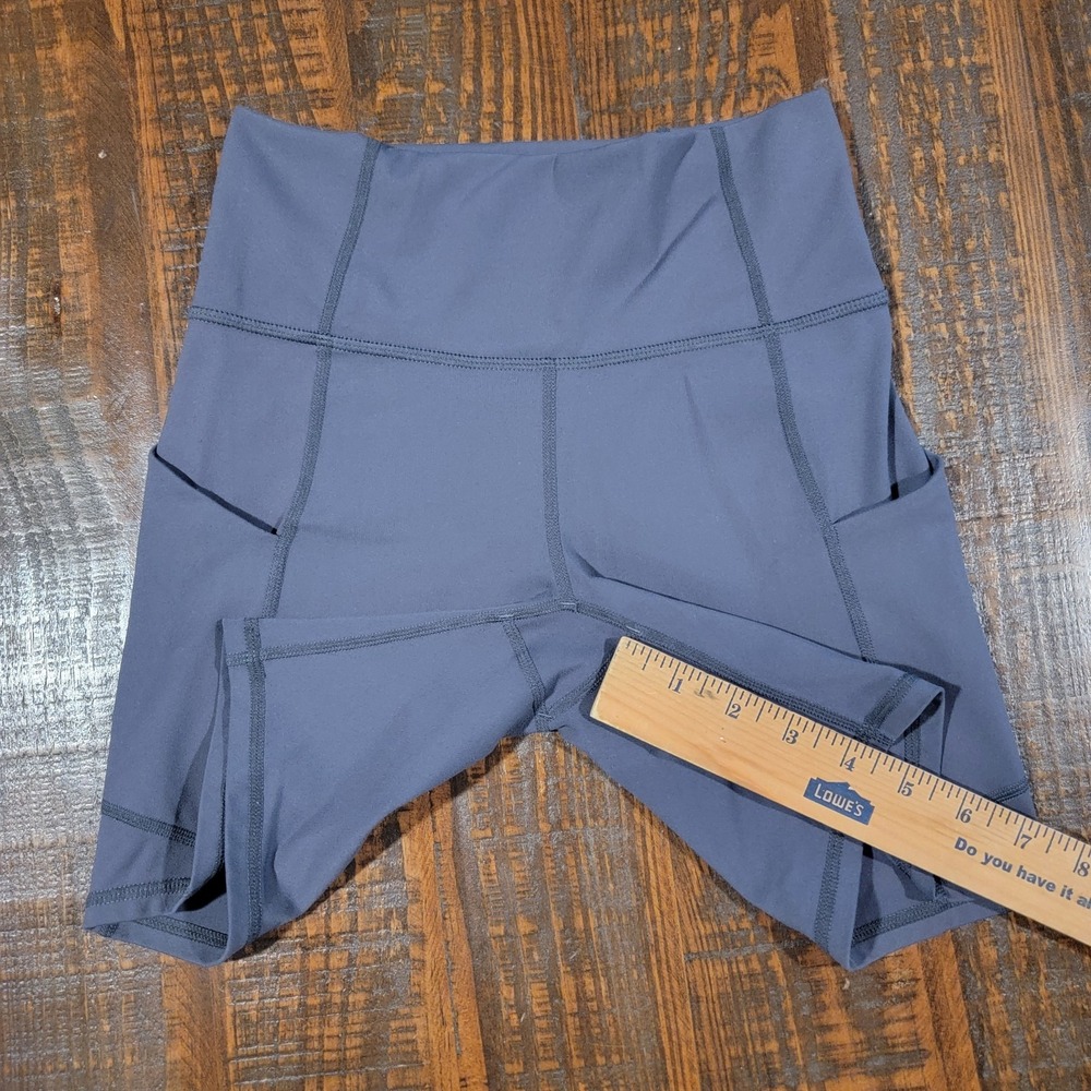 Fabletics PureLuxe Women's Blue Solid Biker Shorts Pockets Stretch Gym XS 4"
